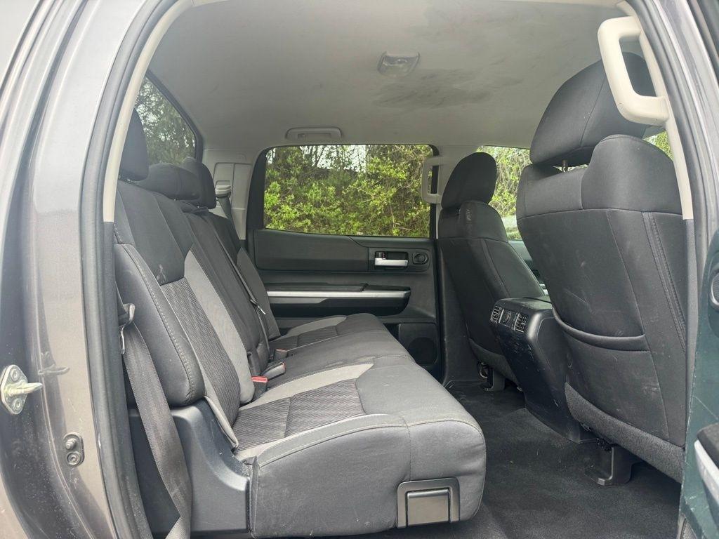 Toyota Tundra 4WD  2017