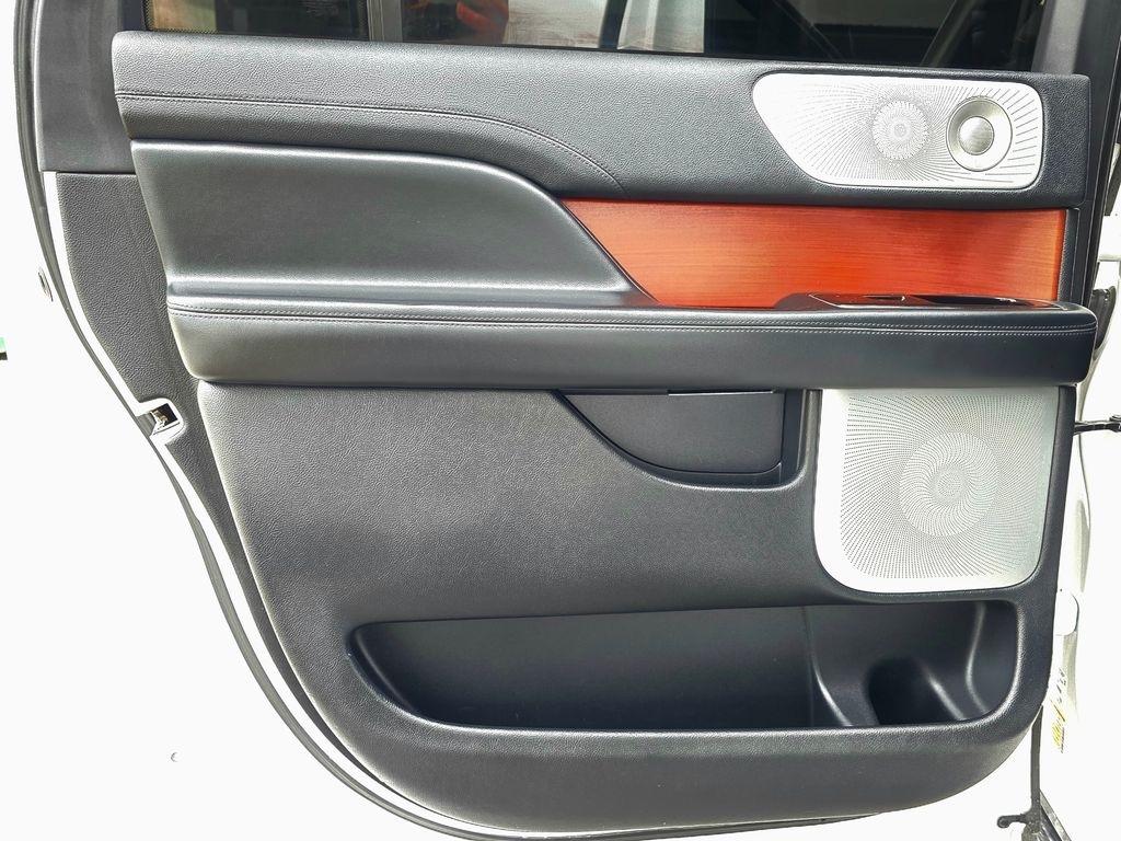 Lincoln Navigator L  2020