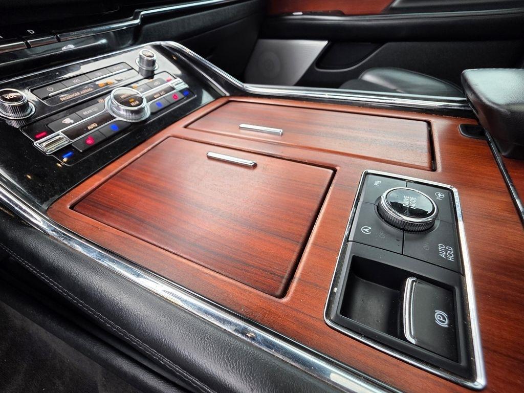 Lincoln Navigator L  2020