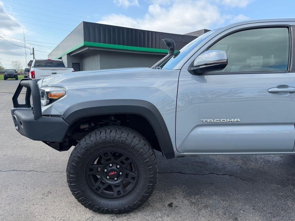 Toyota Tacoma 4WD  2021