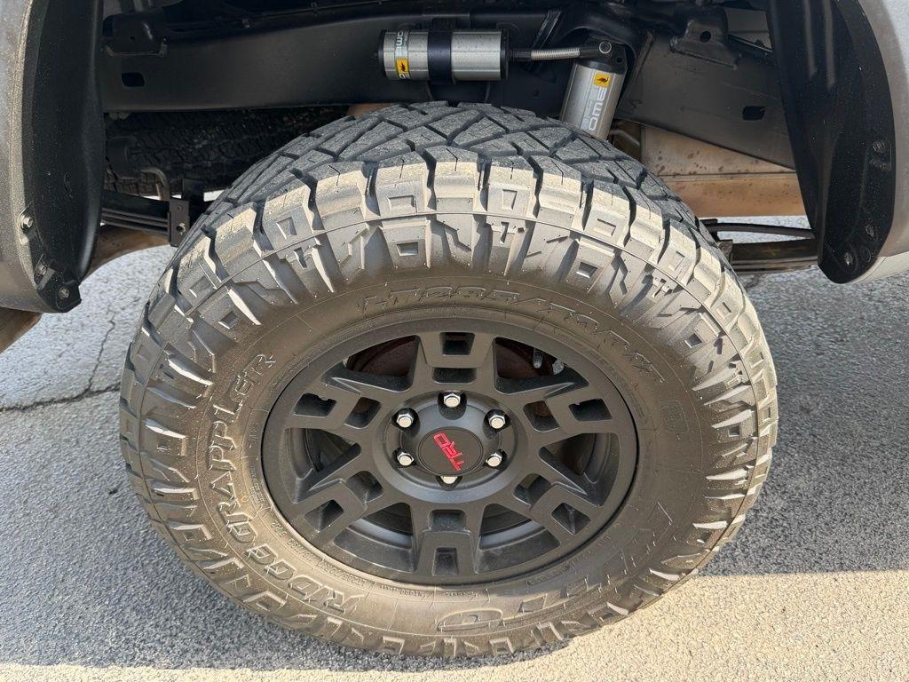 Toyota Tacoma 4WD  2021