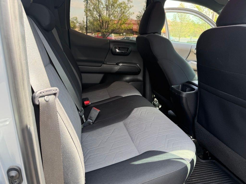 Toyota Tacoma 4WD  2021