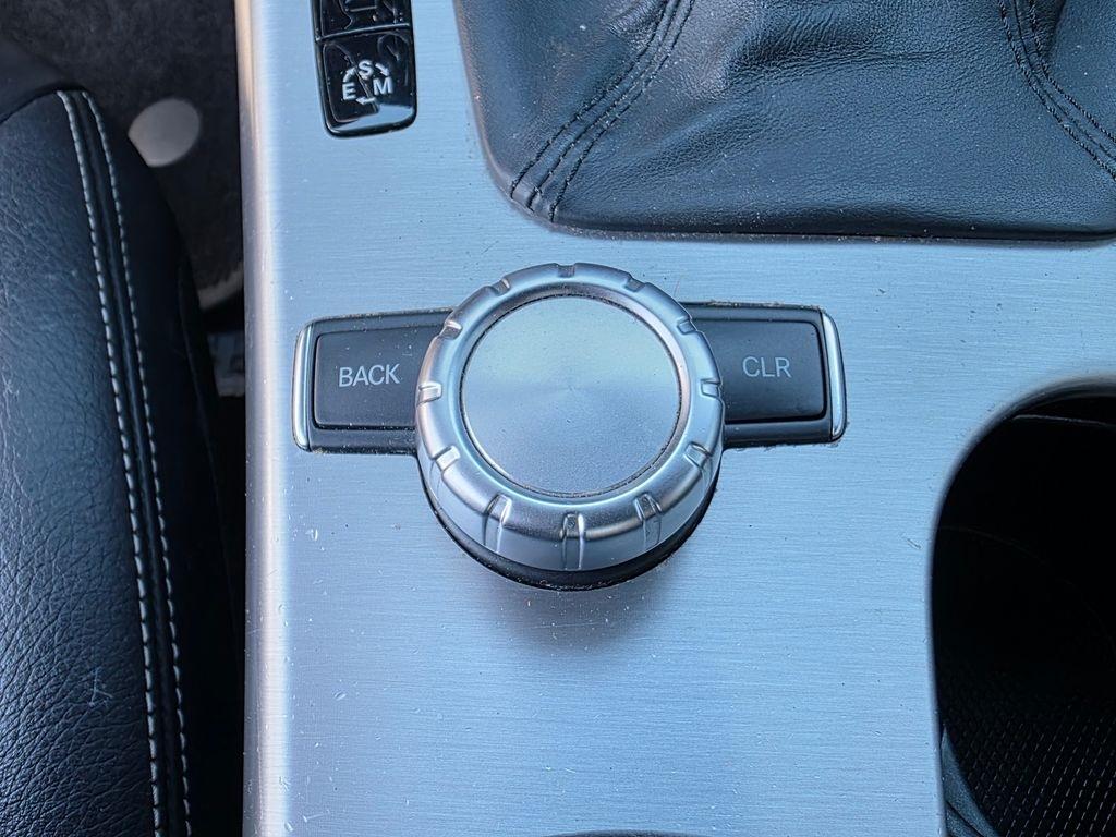 Mercedes-Benz SLK-Class  2013