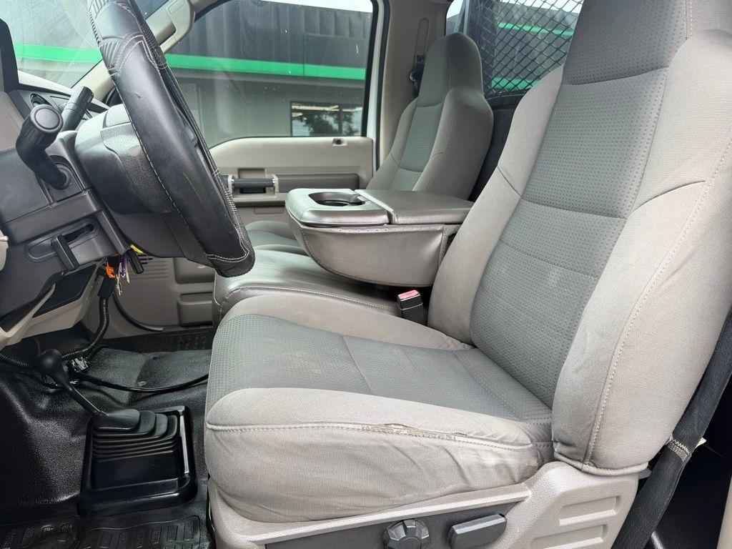 Ford Super Duty F-550 DRW  2010