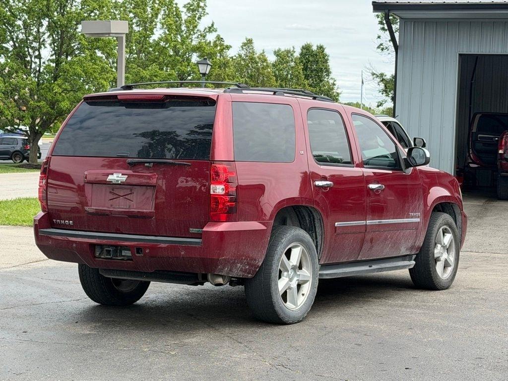 Chevrolet Tahoe  2011