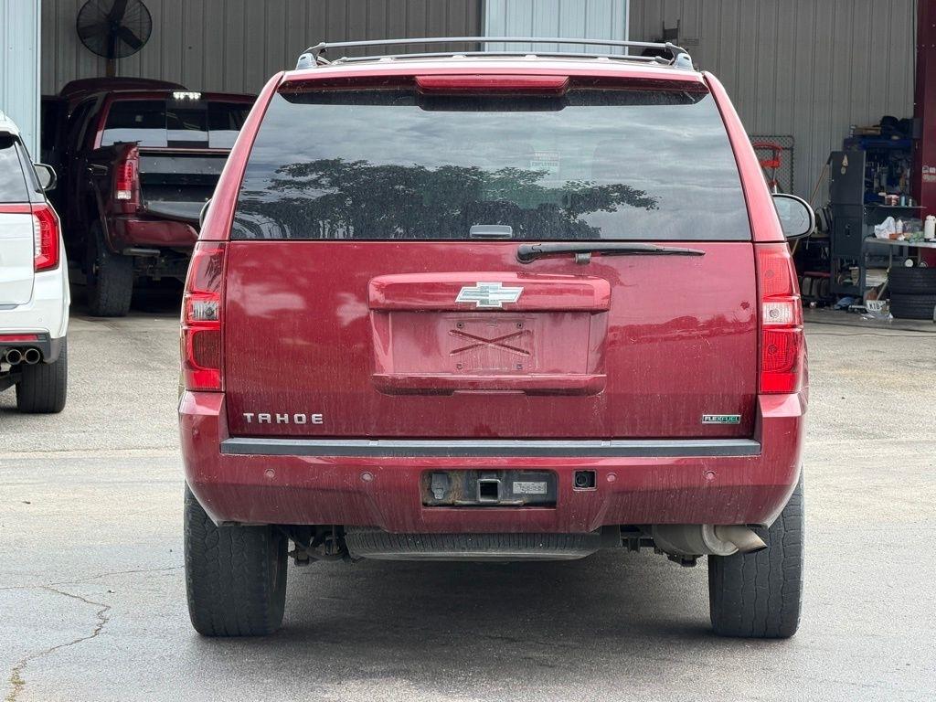 Chevrolet Tahoe  2011