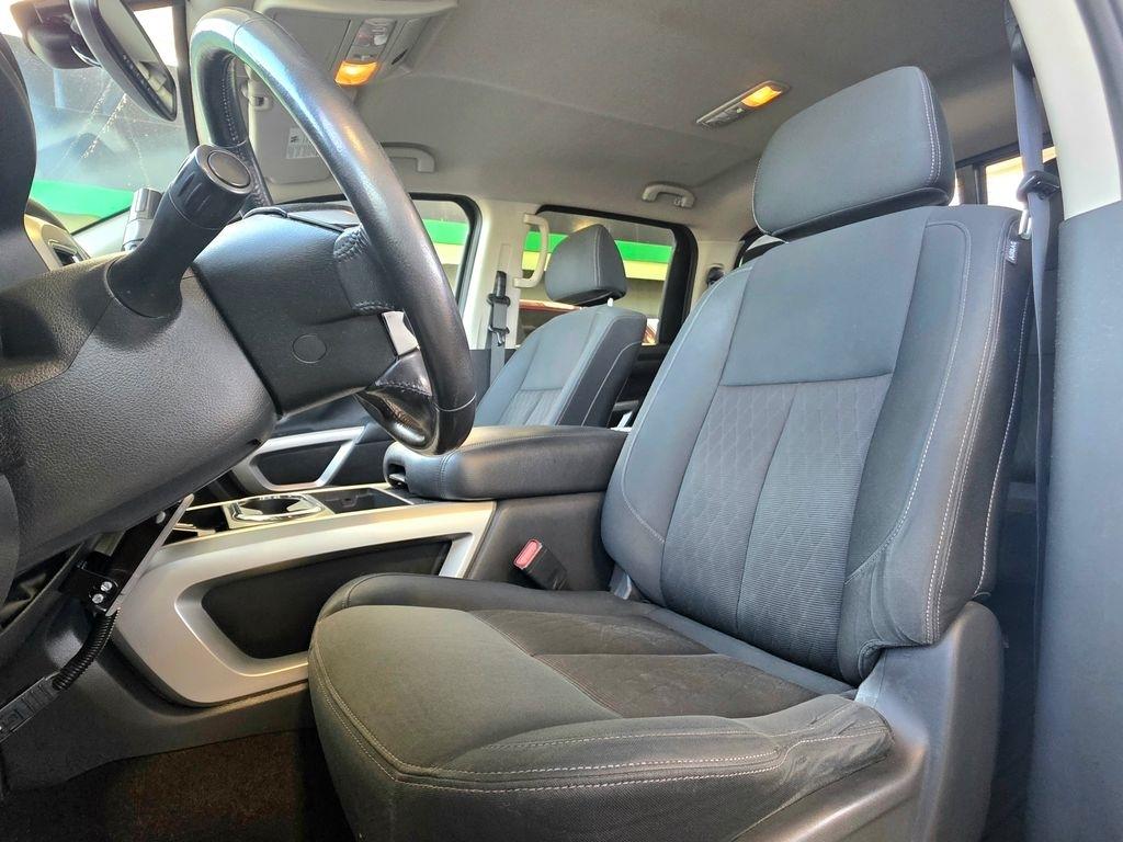 Nissan Titan  2018