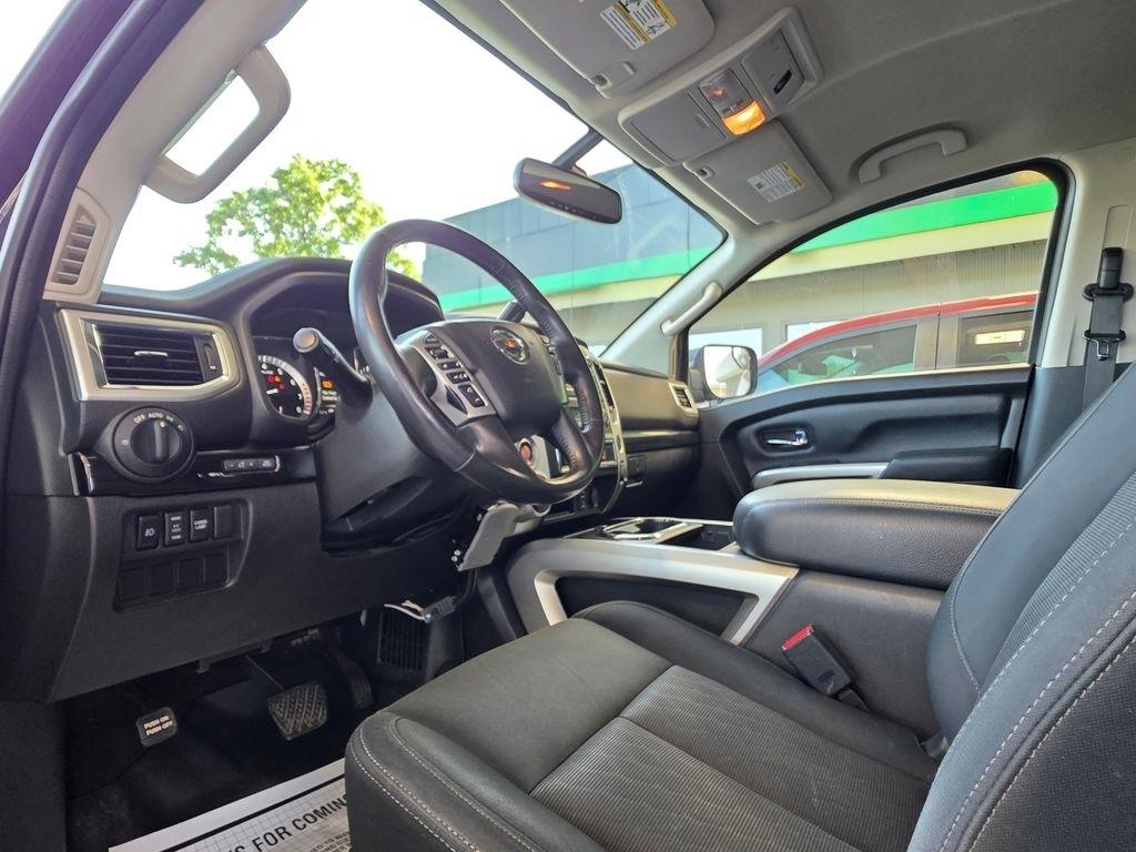 Nissan Titan  2018