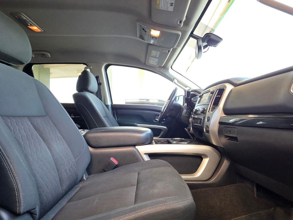 Nissan Titan  2018