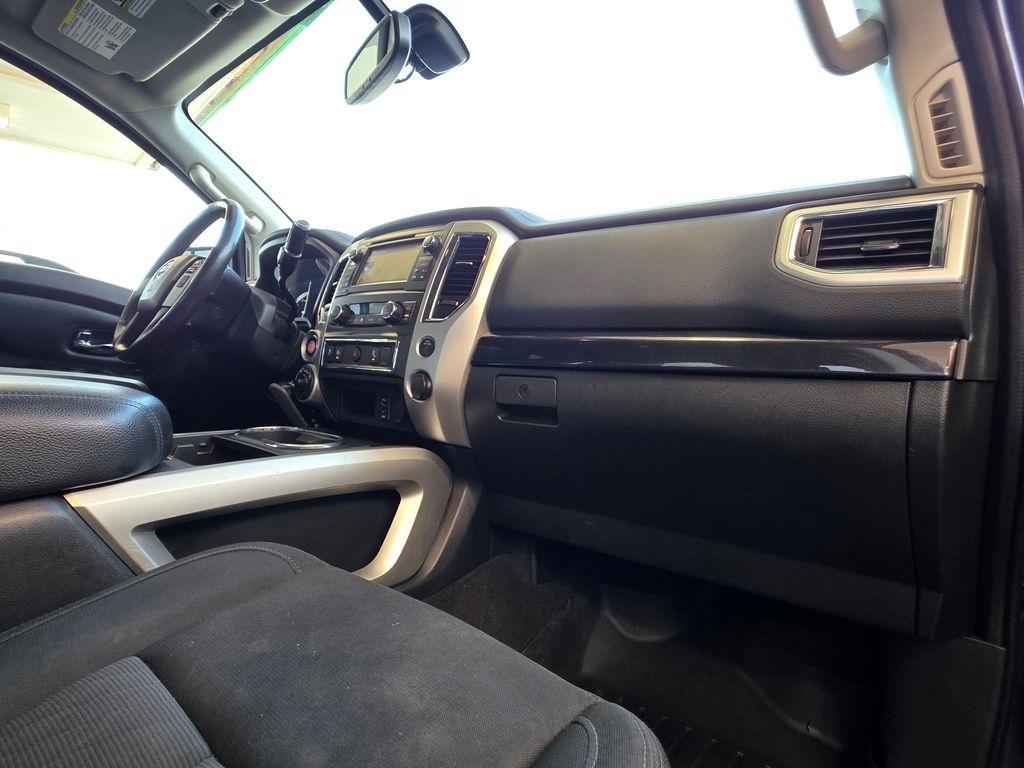 Nissan Titan  2018
