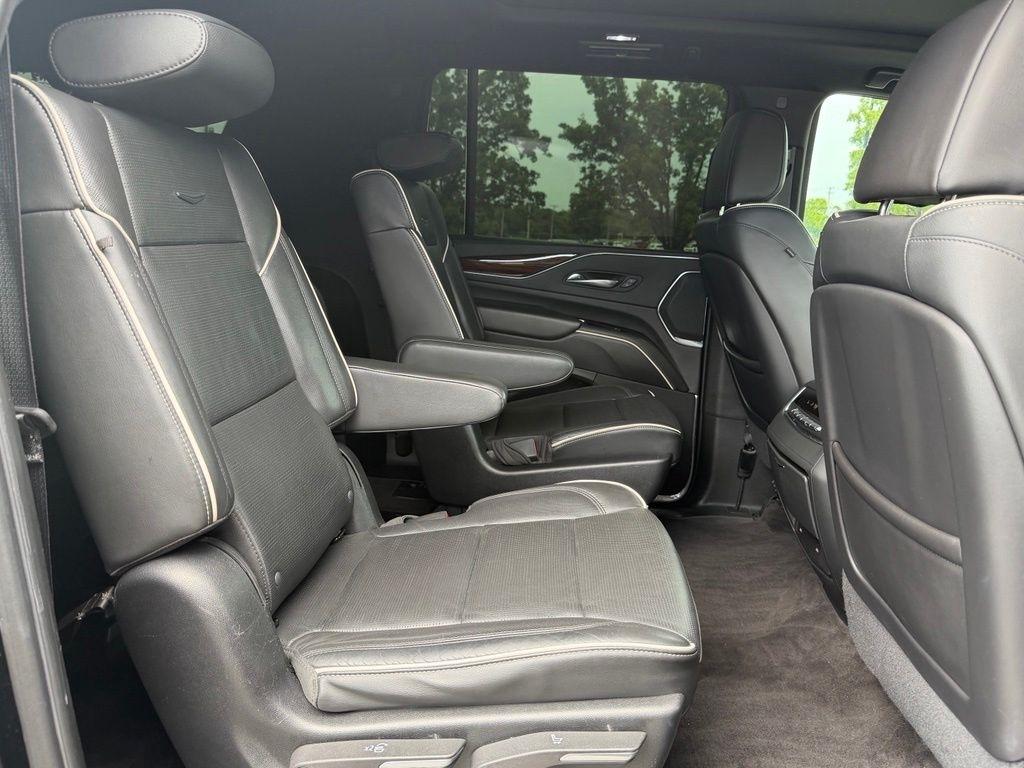 Cadillac Escalade ESV  2023