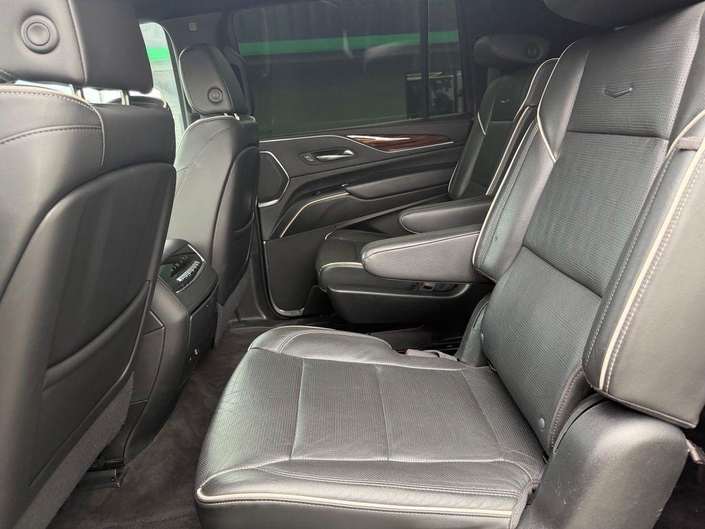 Cadillac Escalade ESV  2023