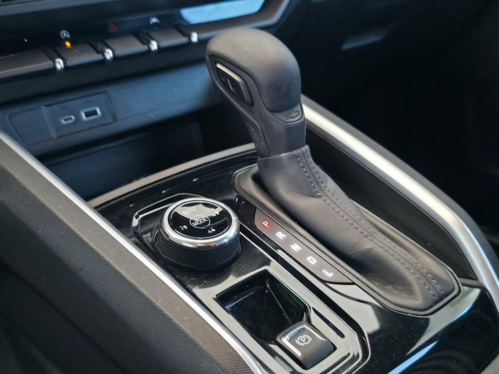 Chevrolet Colorado  2023