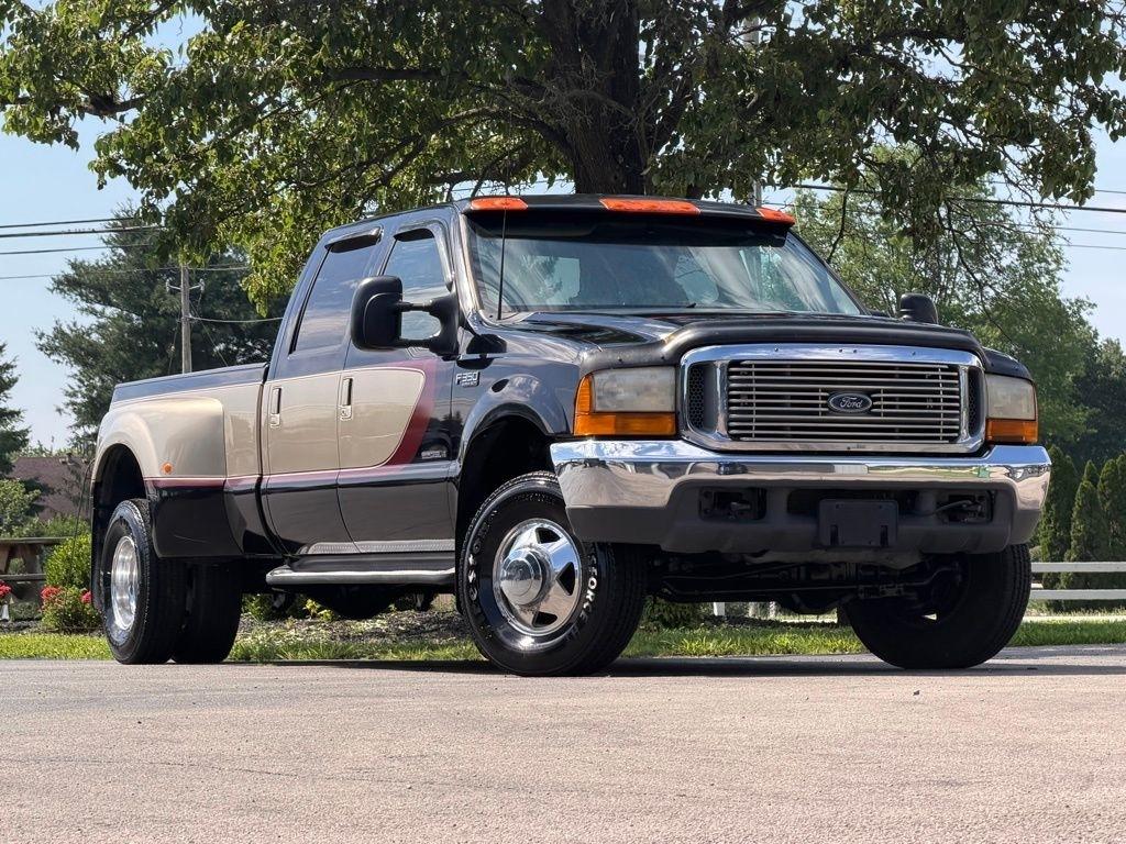 2000 Ford F-350 Lariat 4x4 Crew Cab SWB DRW's photo
