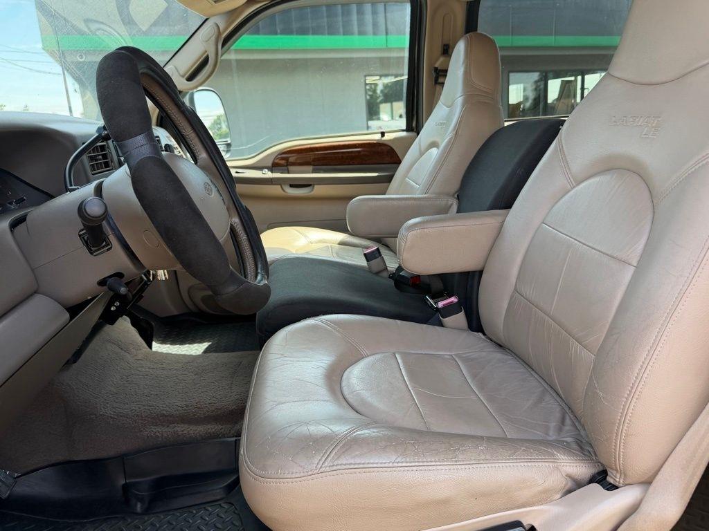 Ford Super Duty F-350 DRW  2000