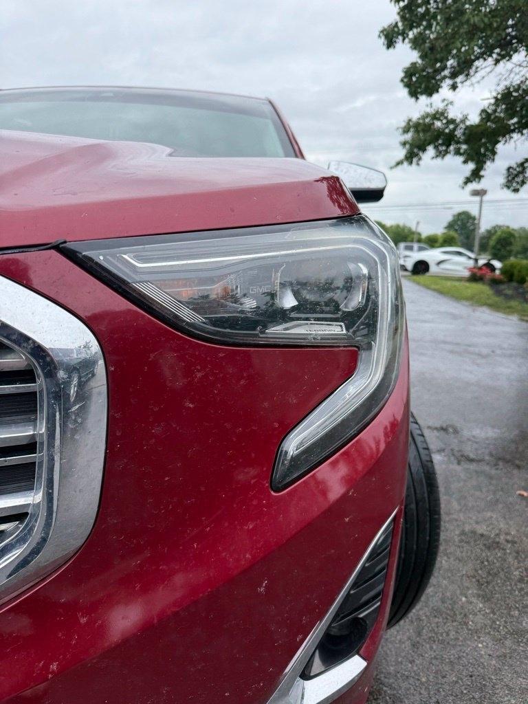 GMC Terrain photo 3