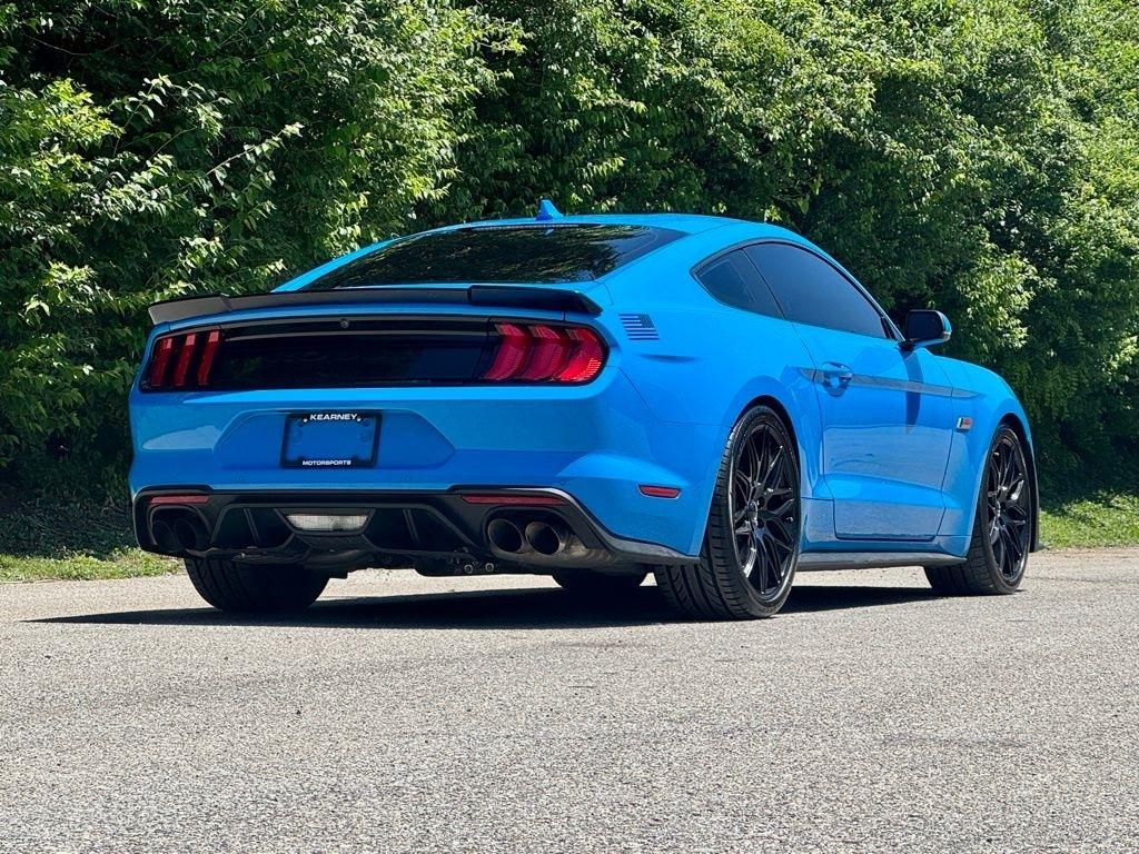 Ford Mustang  2022