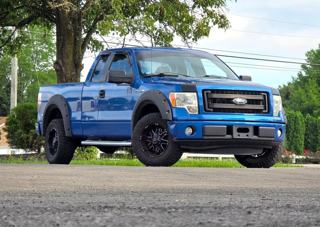 2013 Ford F-150 STX SuperCab 145-in's photo
