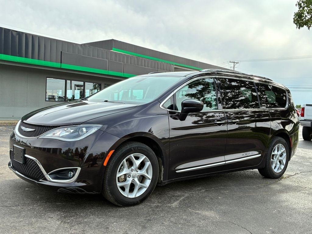 Chrysler Pacifica  2017