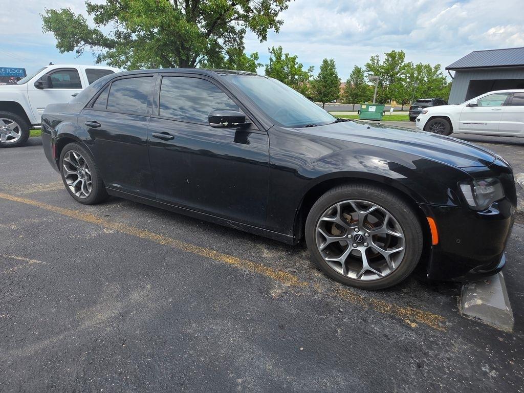 Chrysler 300  2017