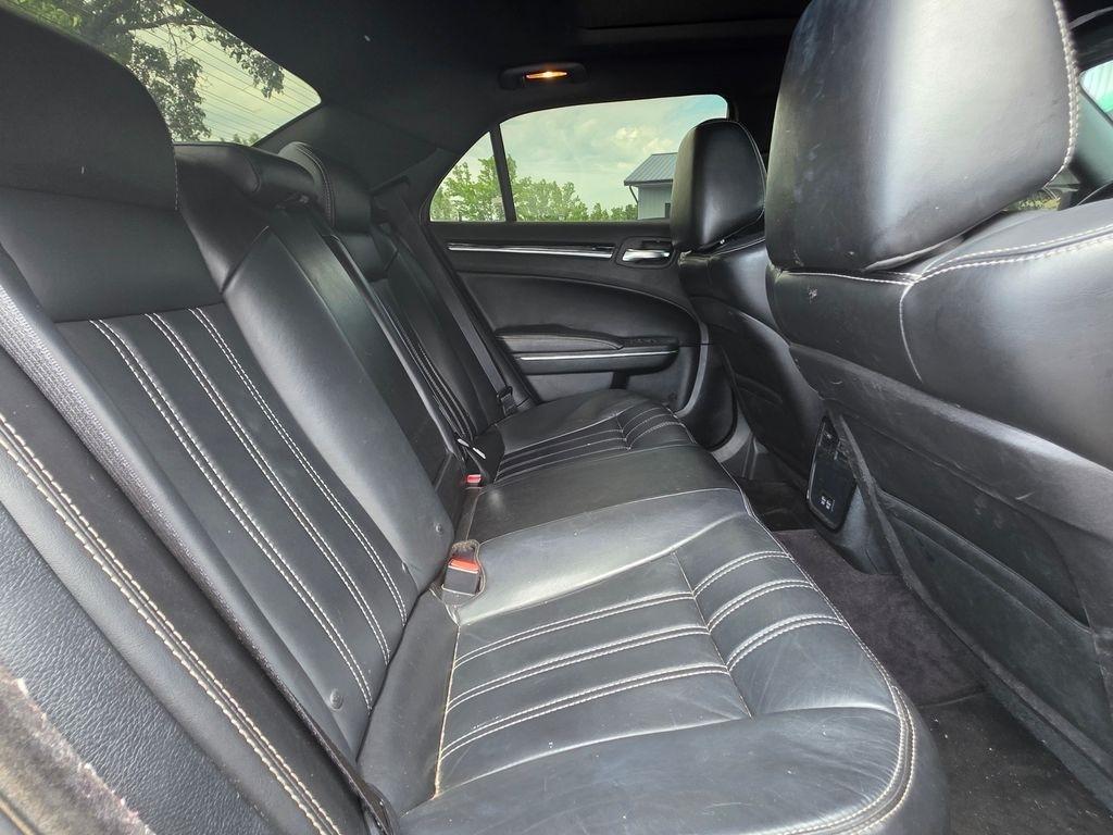 Chrysler 300  2017