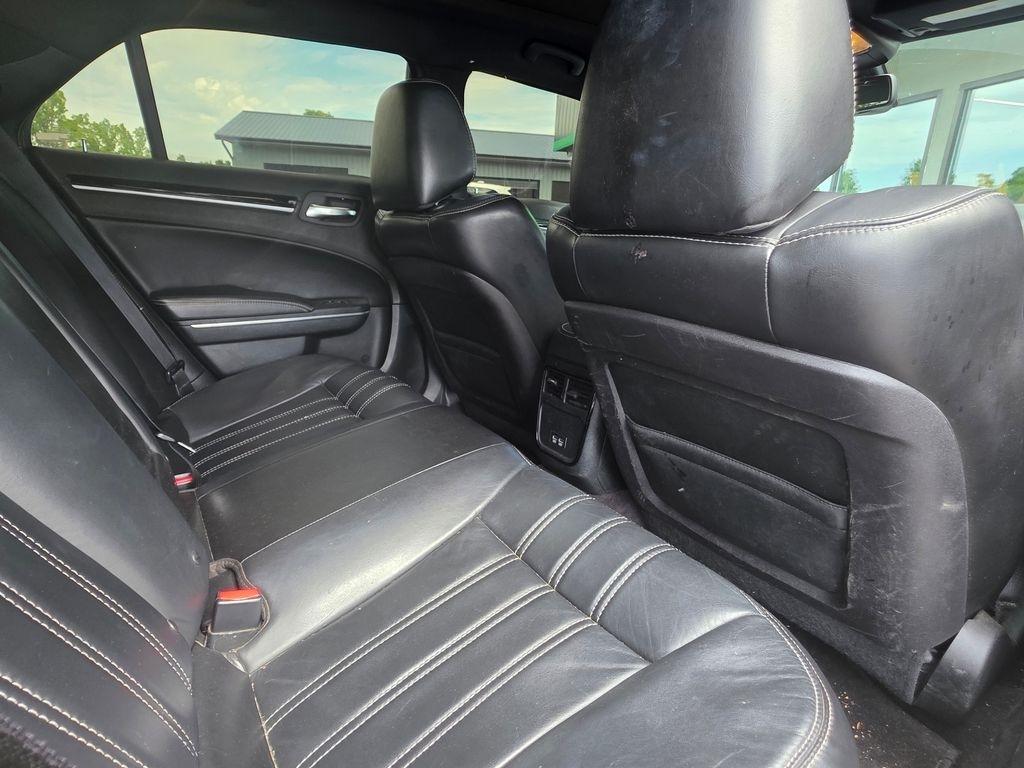 Chrysler 300  2017