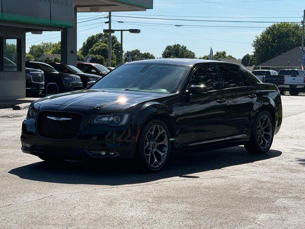Chrysler 300  2017