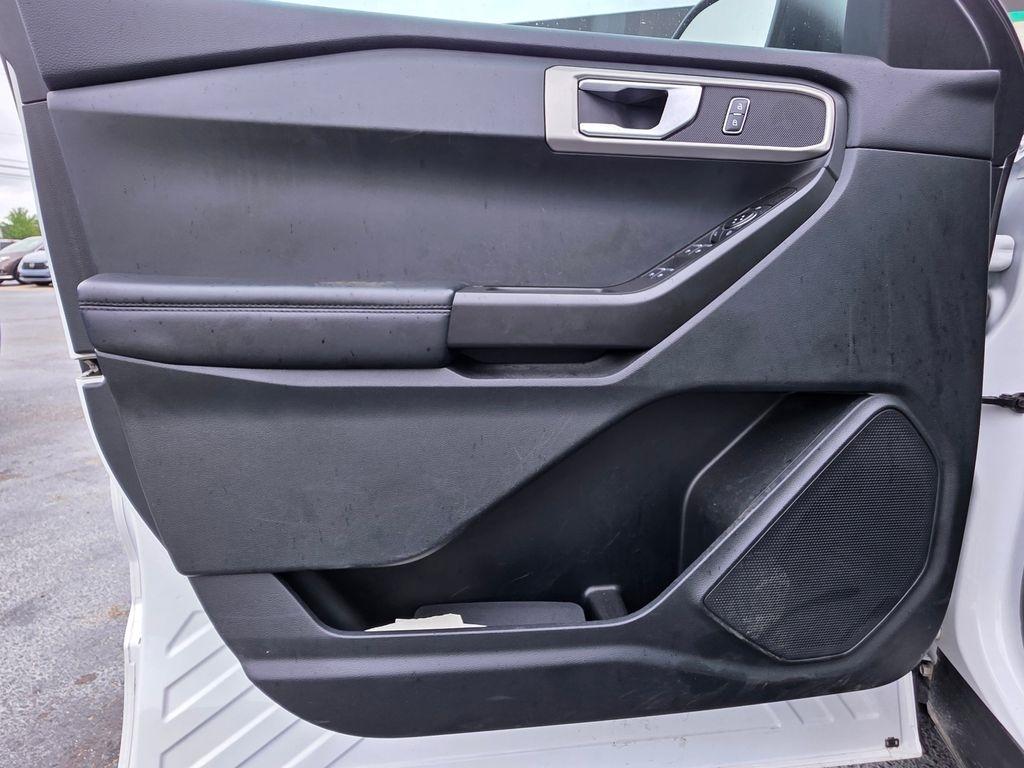 Ford Explorer  2023