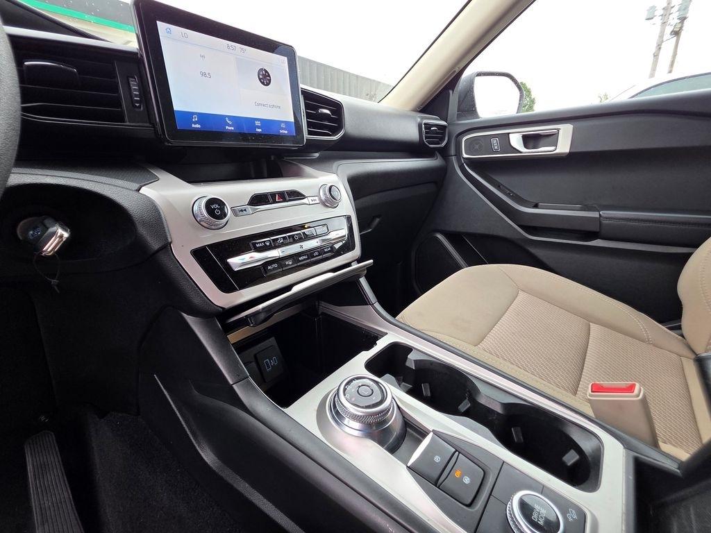 Ford Explorer  2023