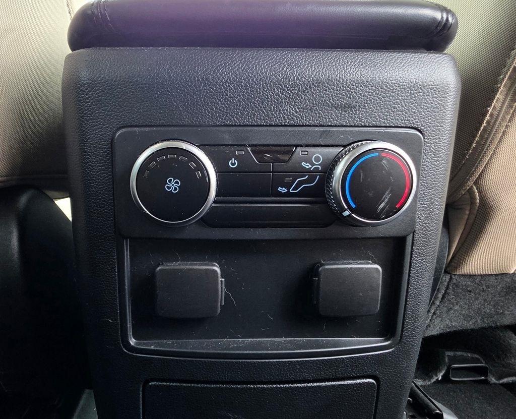Ford Explorer  2023