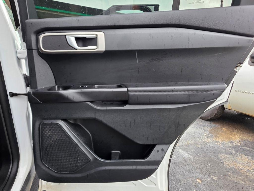 Ford Explorer  2023