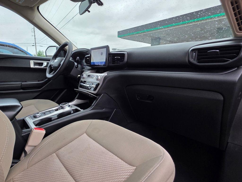 Ford Explorer  2023