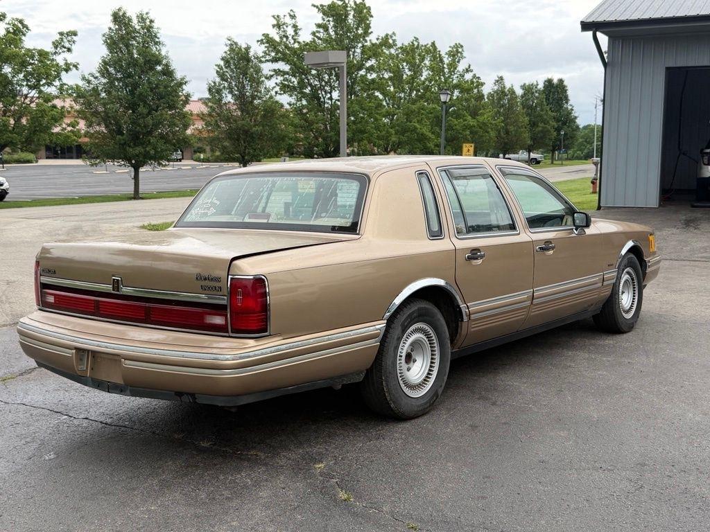 Lincoln Town Car  1991
