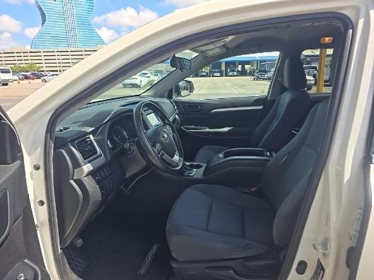 Toyota Highlander  2019