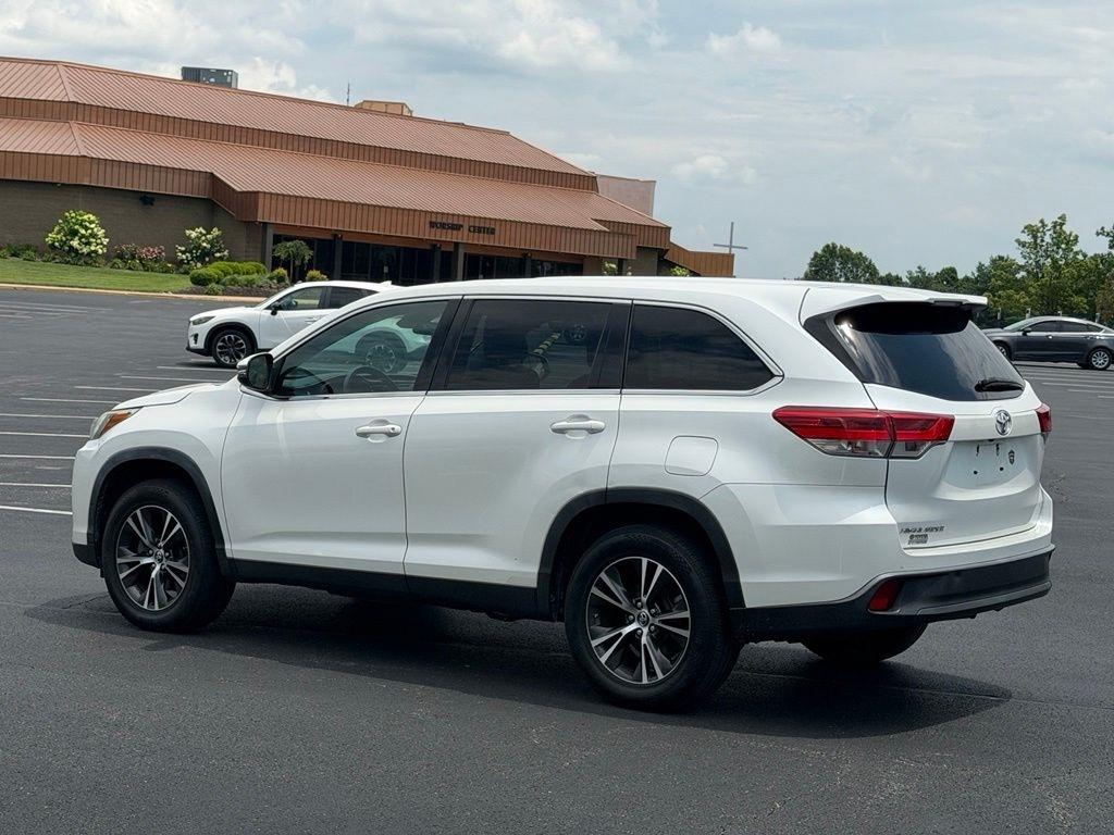 Toyota Highlander  2019
