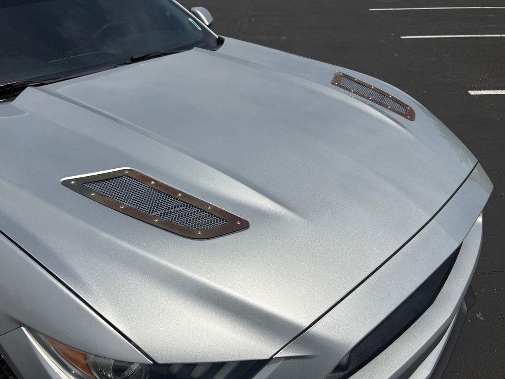 Ford Mustang  2017