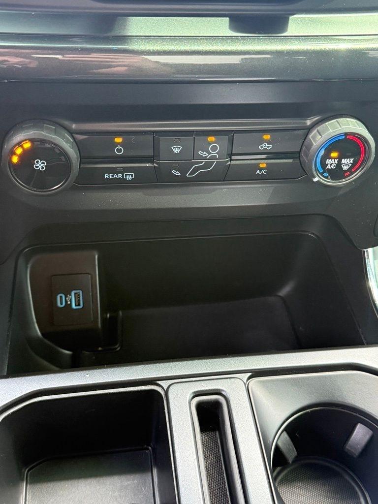 Ford F-150  2021