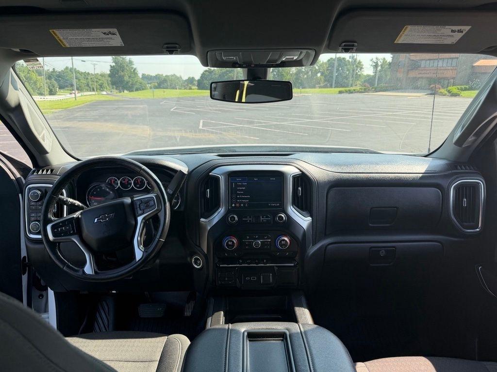 Chevrolet Silverado 1500  2021