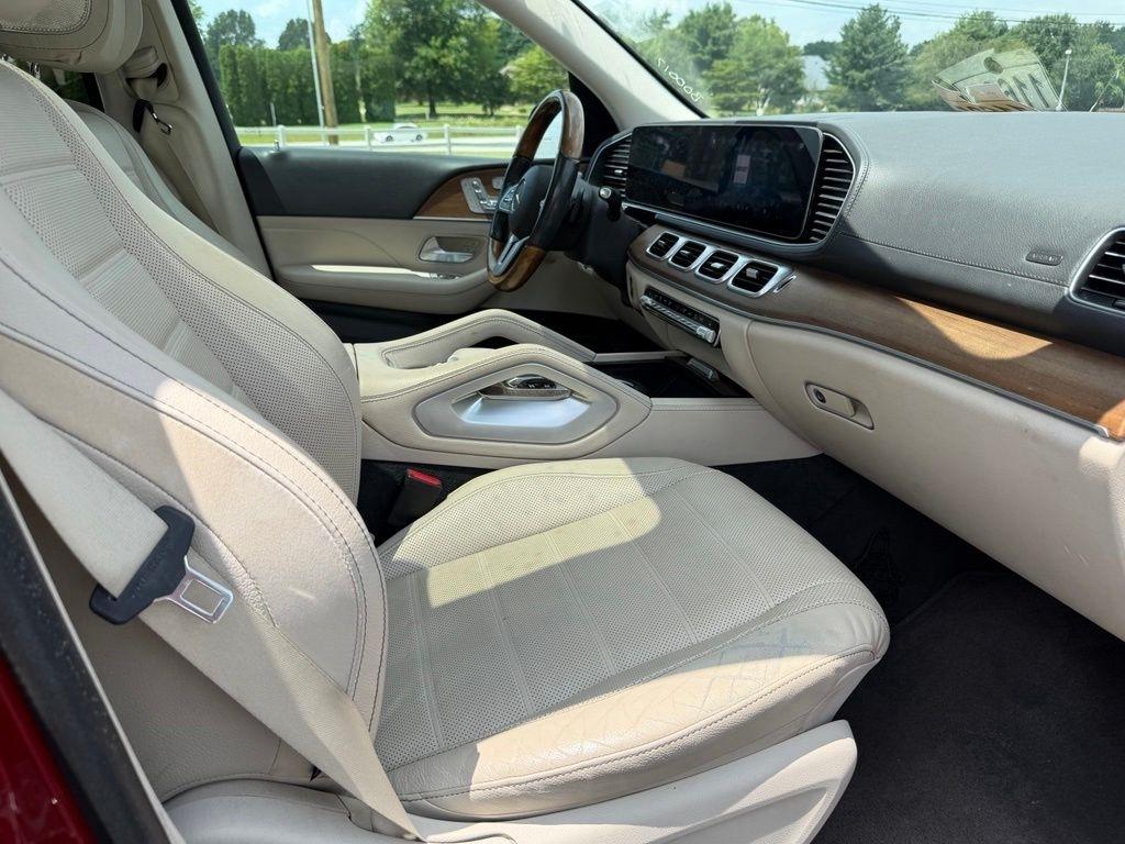 Mercedes-Benz GLS  2020