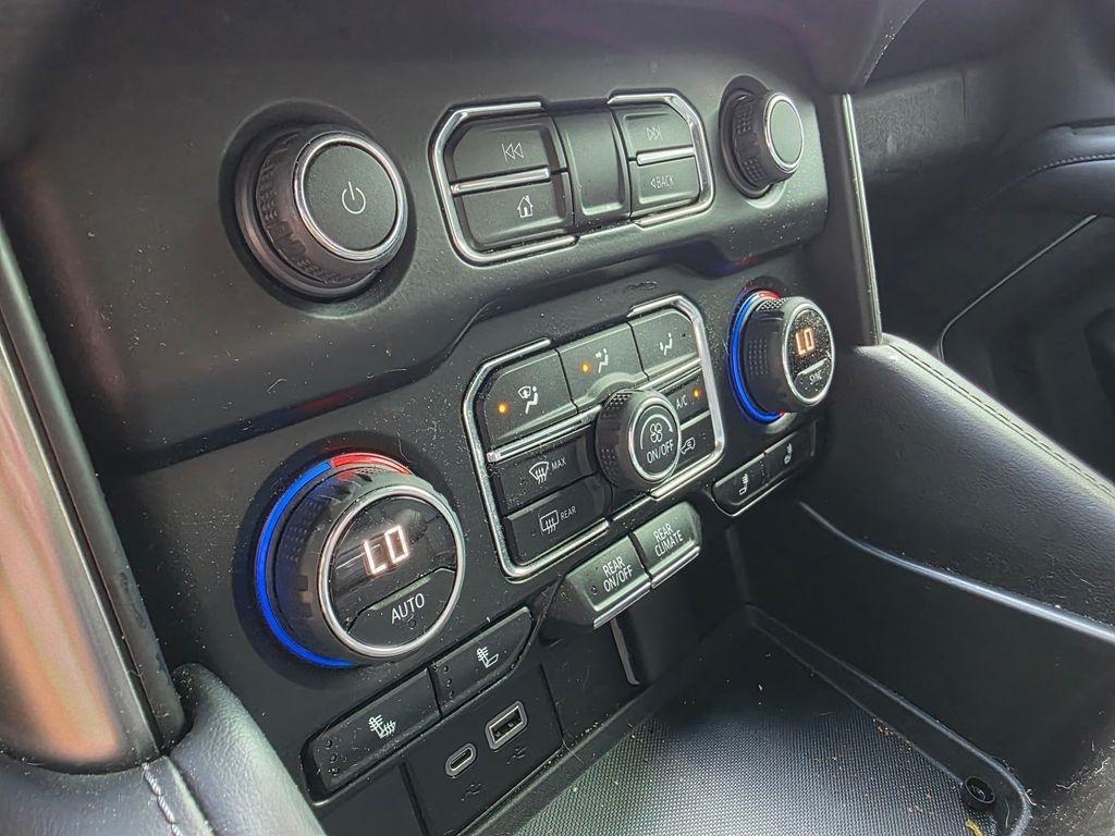 Chevrolet Tahoe  2022