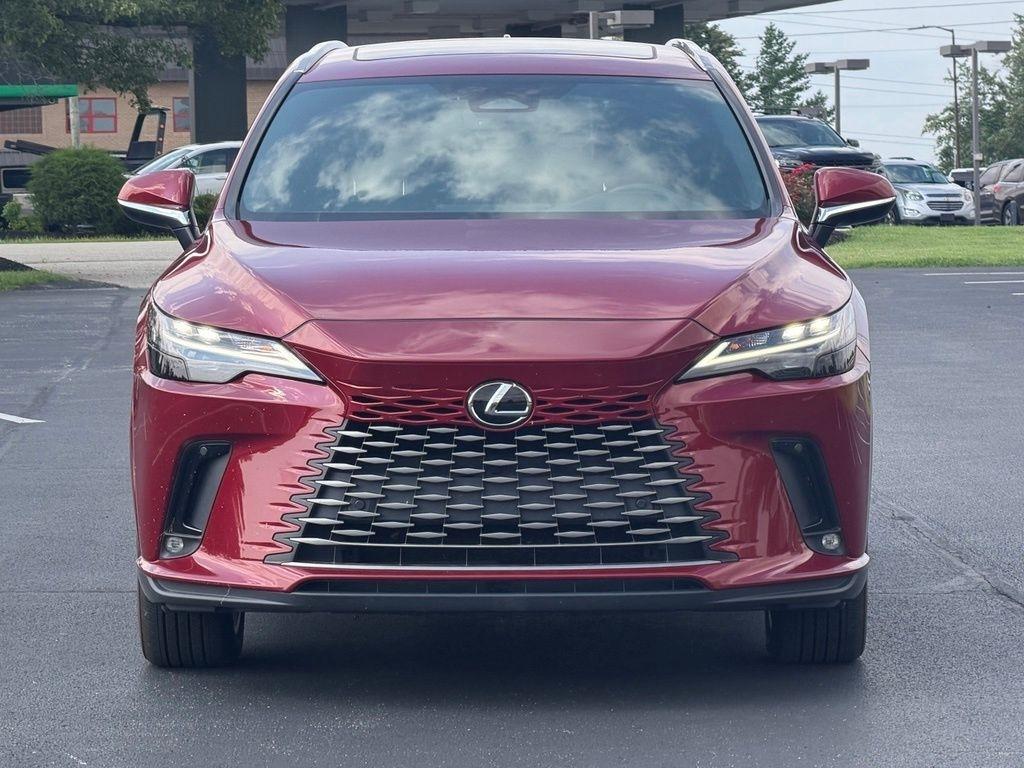 Lexus RX  2023