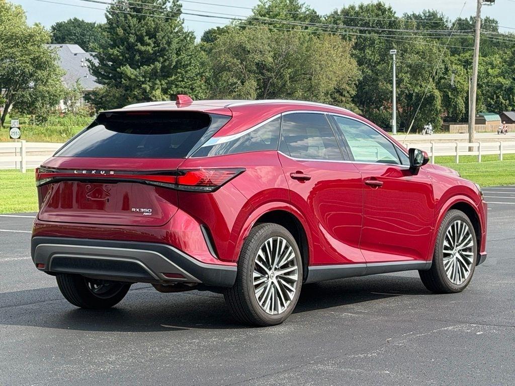 Lexus RX  2023