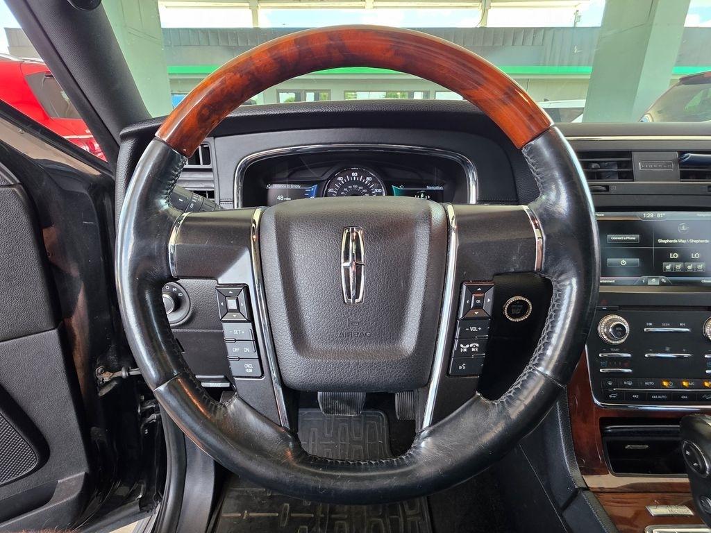 Lincoln Navigator  2015