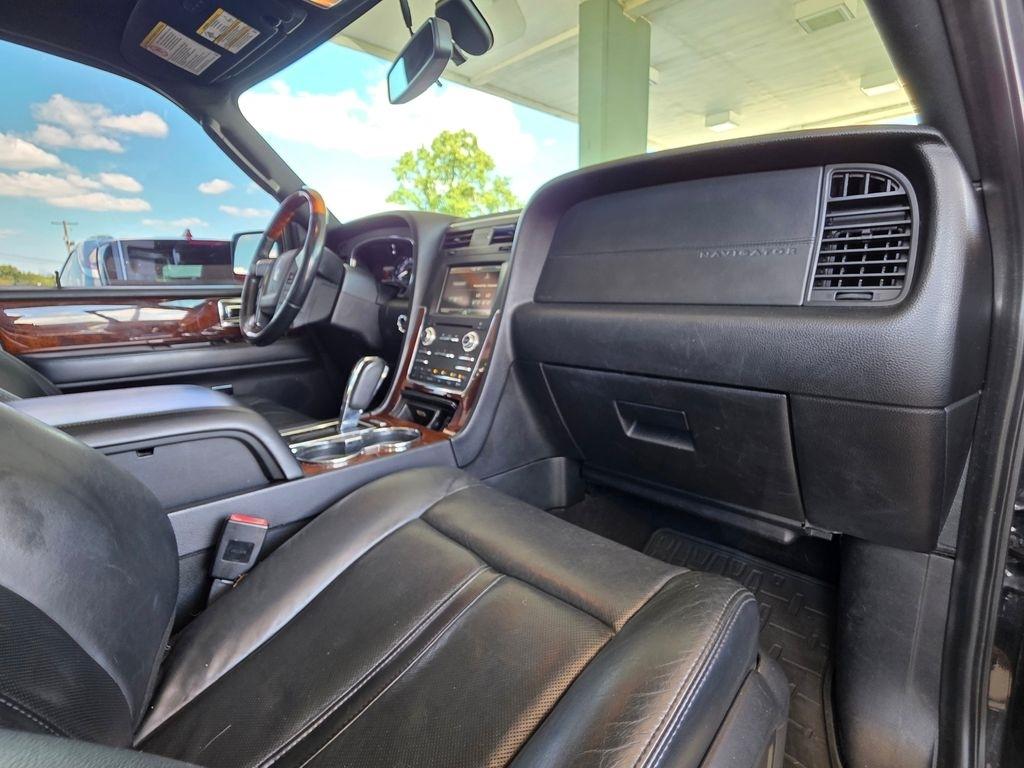 Lincoln Navigator  2015