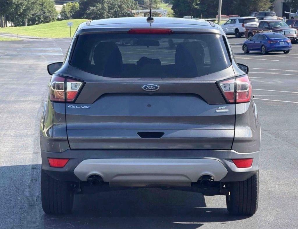 Ford Escape  2017