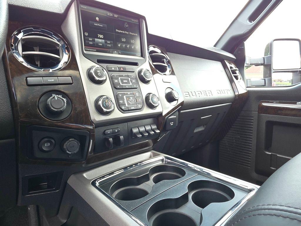Ford Super Duty F-450 DRW  2015