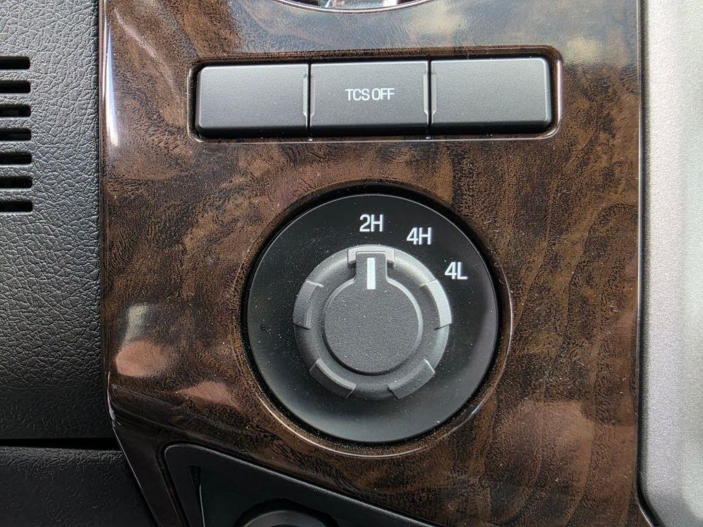 Ford Super Duty F-450 DRW  2015