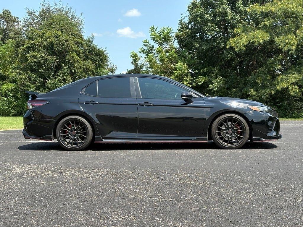 Toyota Camry  2021