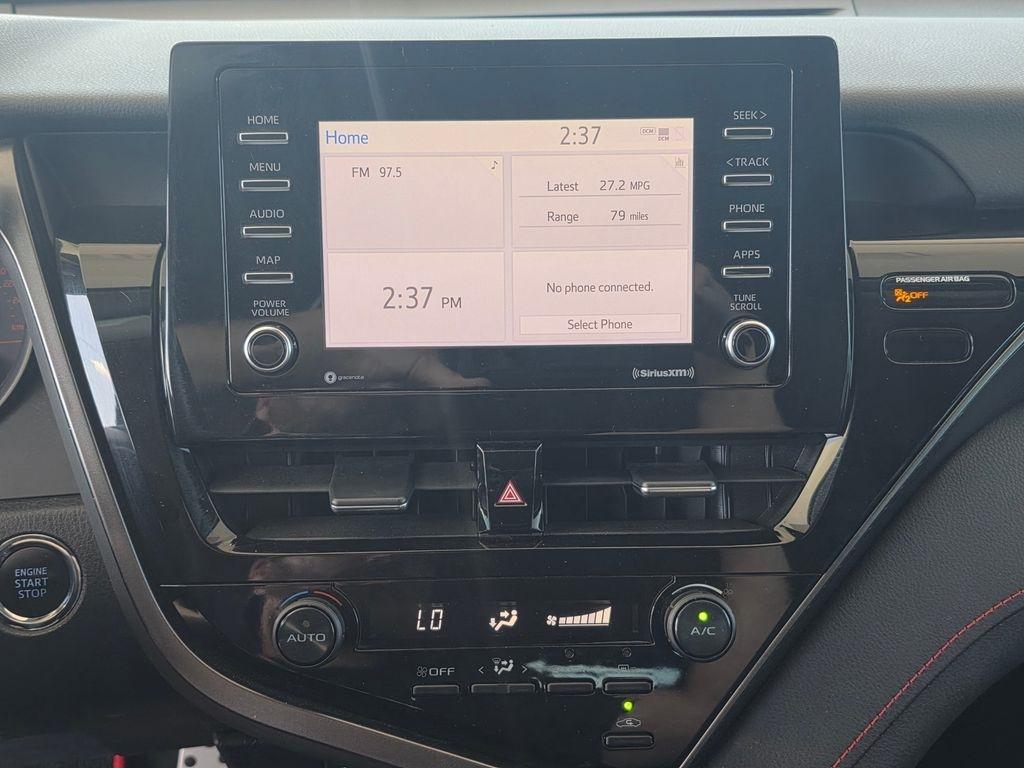Toyota Camry  2021