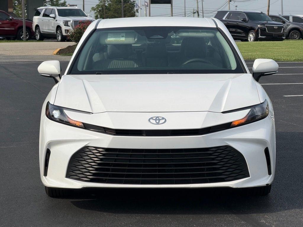 Toyota Camry  2025